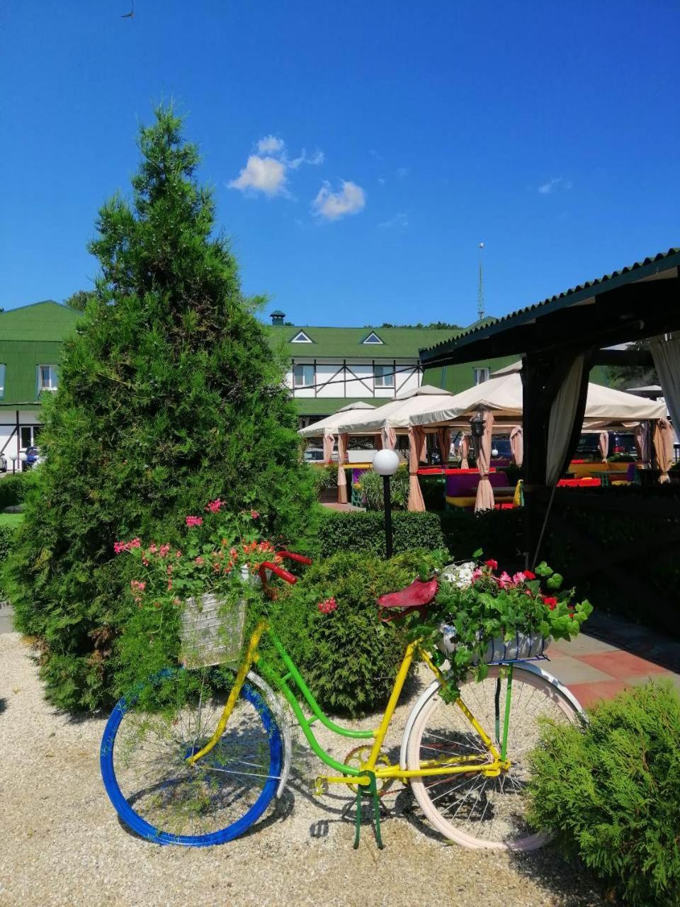 Hotel Lubenska Sloboda Olshanka 外观 照片