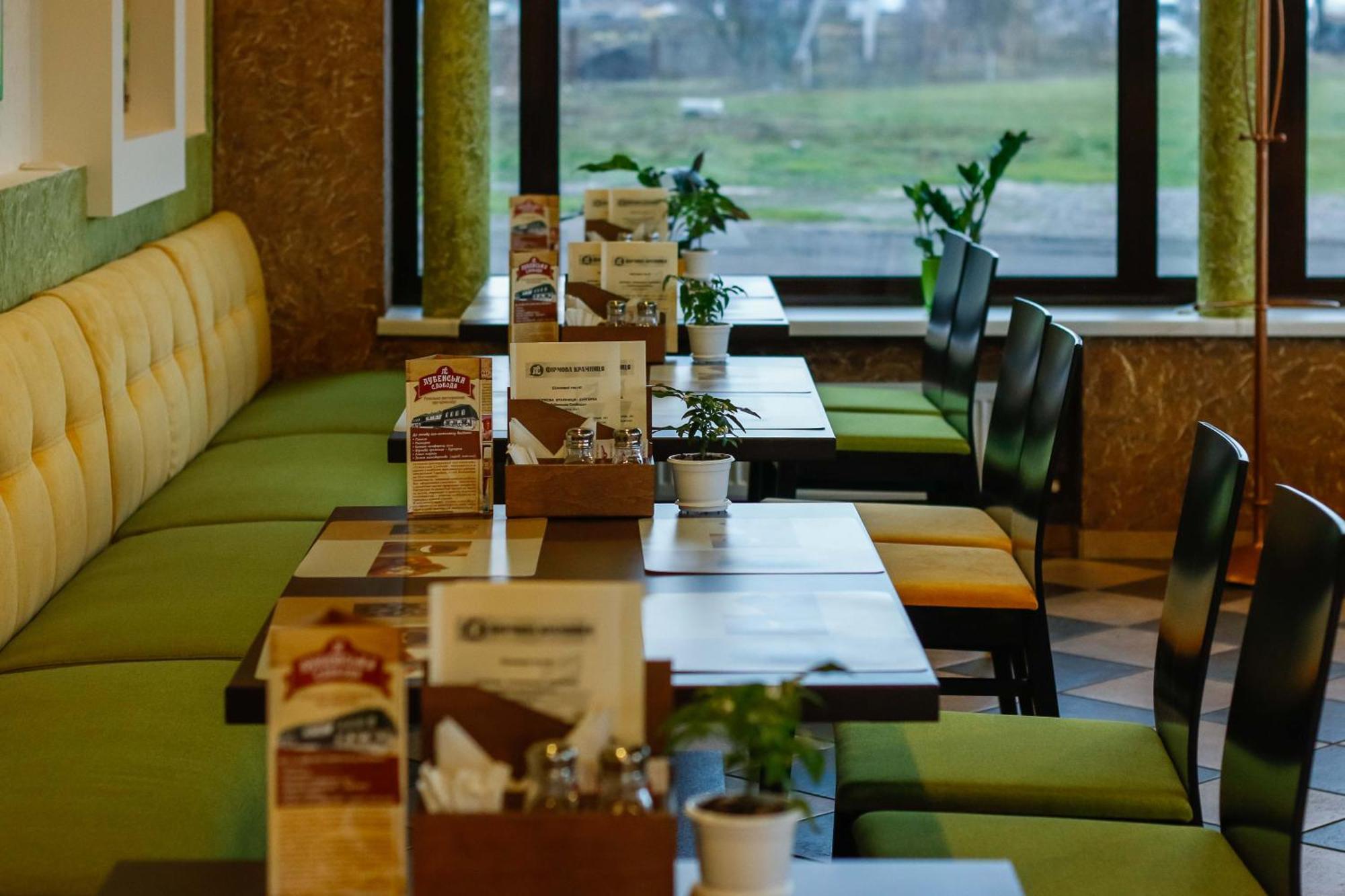 Hotel Lubenska Sloboda Olshanka 外观 照片
