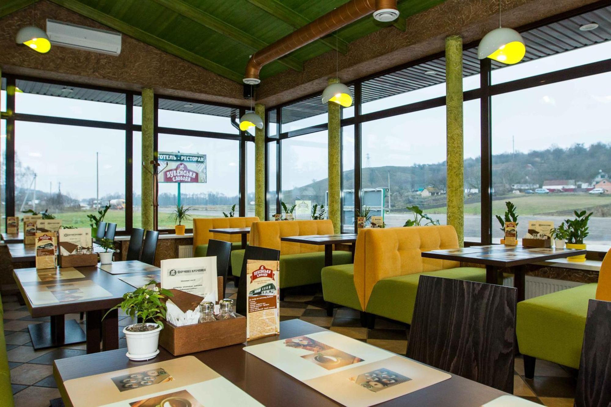 Hotel Lubenska Sloboda Olshanka 外观 照片