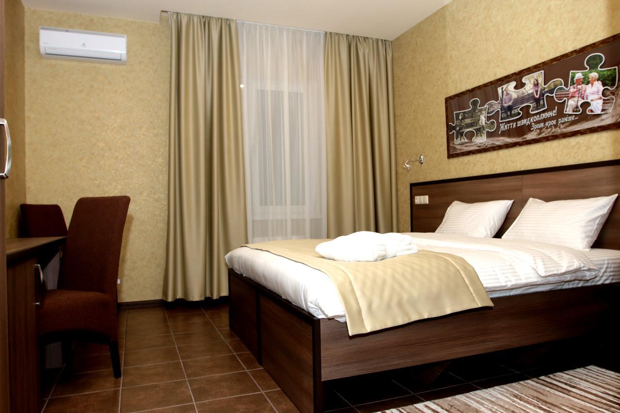 Hotel Lubenska Sloboda Olshanka 外观 照片