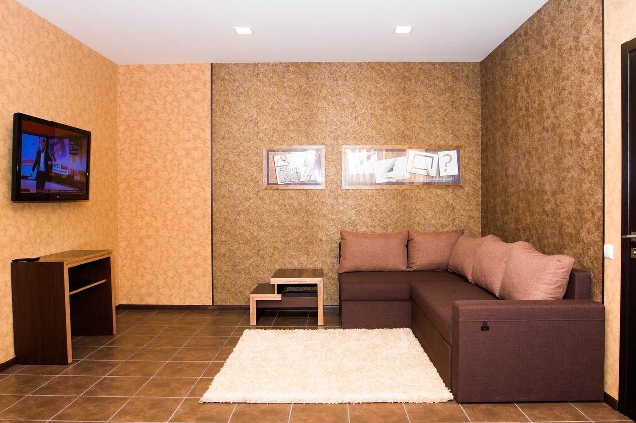 Hotel Lubenska Sloboda Olshanka 外观 照片