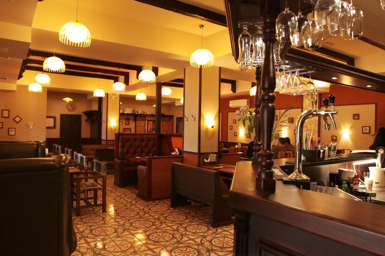 Hotel Lubenska Sloboda Olshanka 外观 照片